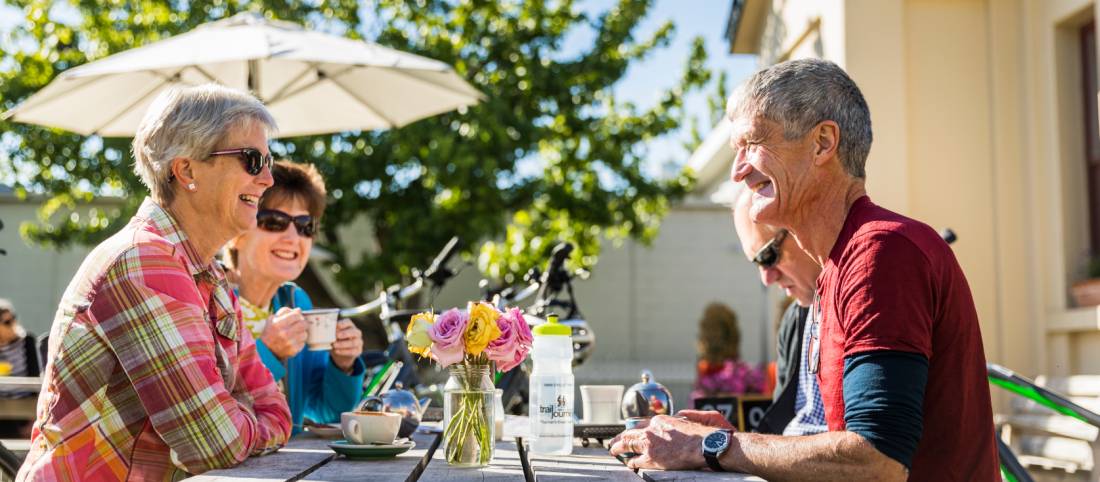 Start your Otago Central Rail Trail Trip with breakfast and great coffee! |  <i>Lachlan Gardiner</i>